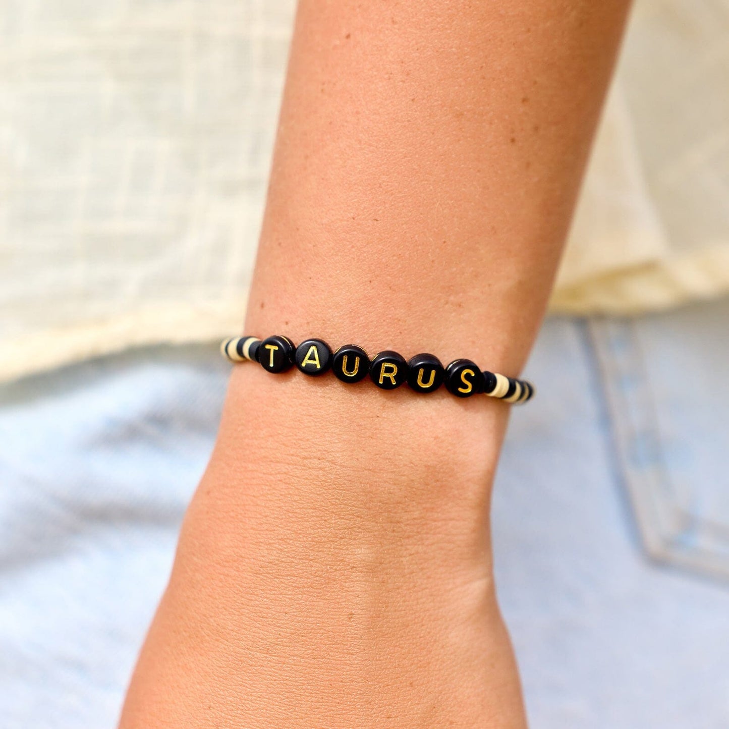 Black Vinyl Disc Stretch Bracelet